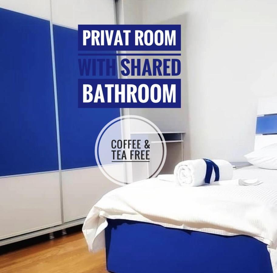 Bus Station Hostel 普里什蒂纳 外观 照片
